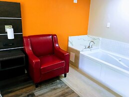 Tropical Inn & Suites