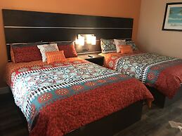 Tropical Inn & Suites