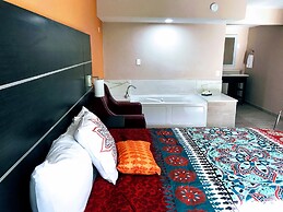 Tropical Inn & Suites