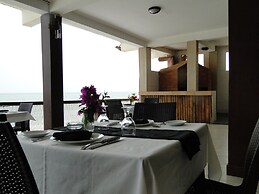 Iris Hotel Ressort Space et Resort