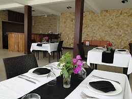 Iris Hotel Ressort Space et Resort