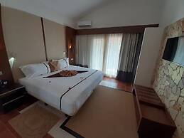 Iris Hotel Ressort Space et Resort