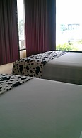 Golden Mar Hostal