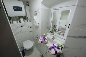 Apartment and Room Old Town