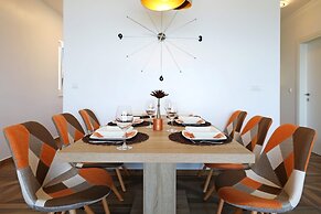 Apartments Redstone Luxury Apartments