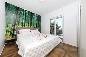 Apartments Redstone Luxury Apartments