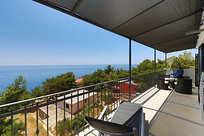 Apartments Redstone Luxury Apartments