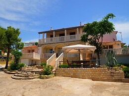 Apartments Tina Toni