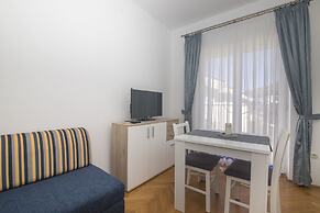 Apartments and Rooms Kapulica