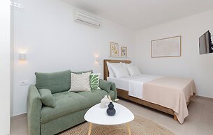 Apartments and Rooms Kapulica