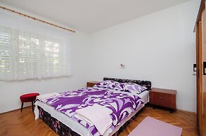Apartments Biserka