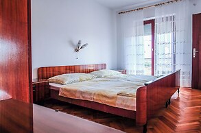 Apartments Biserka