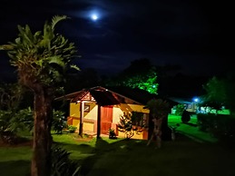 Los Gallitos Eco Lodge