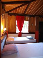 Los Gallitos Eco Lodge
