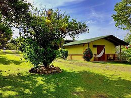 Los Gallitos Eco Lodge
