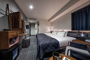 THE LIVELY TOKYO AZABUJUBAN