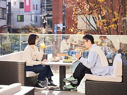 THE LIVELY TOKYO AZABUJUBAN