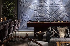 THE LIVELY TOKYO AZABUJUBAN