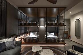 THE LIVELY TOKYO AZABUJUBAN