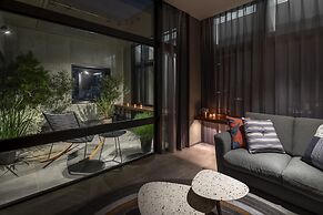 THE LIVELY TOKYO AZABUJUBAN