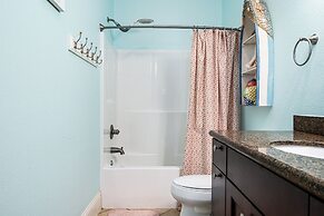 Keepin' It Reel 3 Bedroom Home by RedAwning