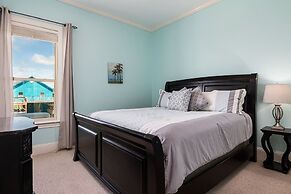 Keepin' It Reel 3 Bedroom Home by RedAwning