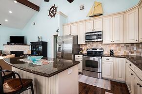 Keepin' It Reel 3 Bedroom Home by RedAwning