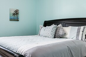 Keepin' It Reel 3 Bedroom Home by RedAwning