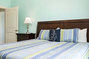 Keepin' It Reel 3 Bedroom Home by RedAwning