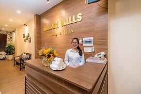 Golden Walls Homestay