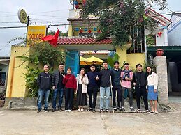 Golden Walls Homestay