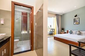 Golden Walls Homestay