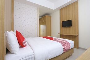 OYO 999 Garuda Guesthouse