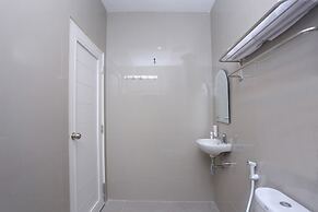 OYO 999 Garuda Guesthouse