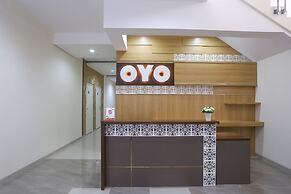 OYO 999 Garuda Guesthouse