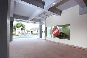 OYO 999 Garuda Guesthouse