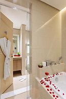 Summit Hotel Greenhills