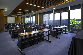 Summit Hotel Greenhills