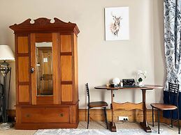 Stony Rise Cottage B&B