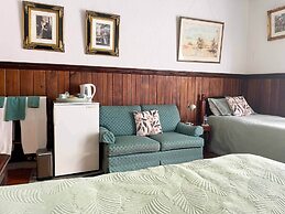 Stony Rise Cottage B&B