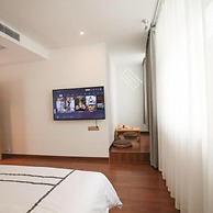 Yinlu Bedroom Fenghuang Hongqiao Shop