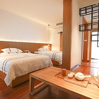 Yinlu Bedroom Fenghuang Hongqiao Shop