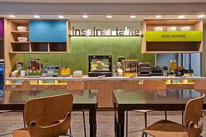 Home2 Suites by Hilton Charlotte Northlake