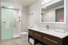 Home2 Suites by Hilton Harrisburg North