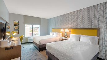 Hampton Inn Riverside Downtown