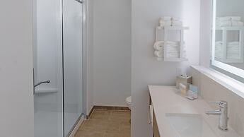 Hampton Inn Riverside Downtown