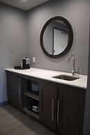 Hampton Inn & Suites Portland West