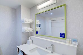 Hampton Inn & Suites Portland West