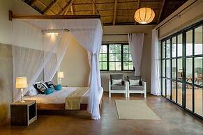 Elephant Plains Lodge