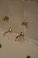 Bella addormentata e il principe Calaf